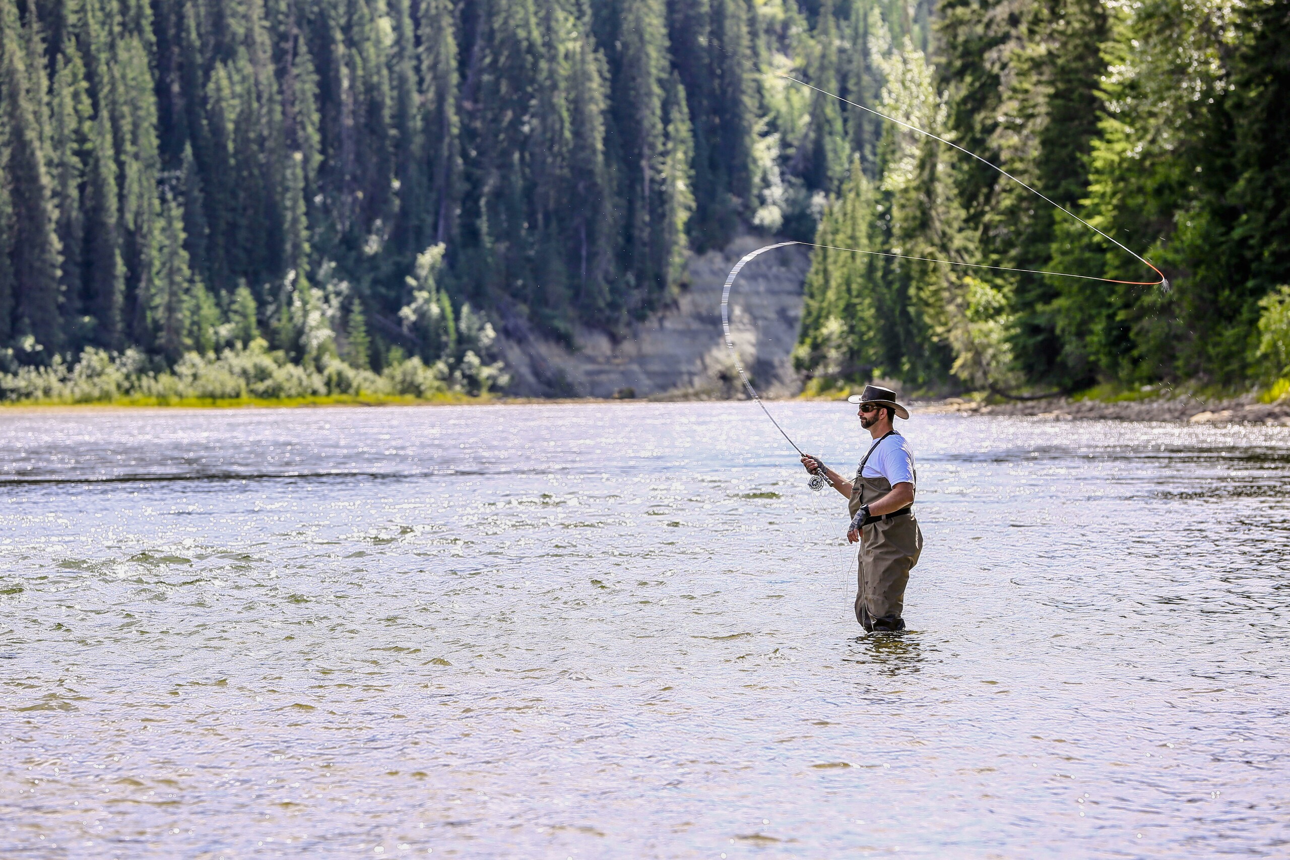 Discover Fly Fishing Lessons for Beginners in Alberta